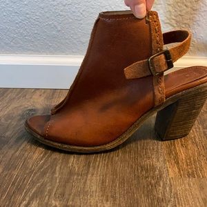 Frye sandal